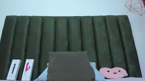 Snapshot of thailycherry chatting on 10-03-25, 07:33 Thaily online show from 10-03-25, 07:33