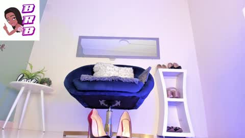 Thais online show from 01-15-25, 03:29