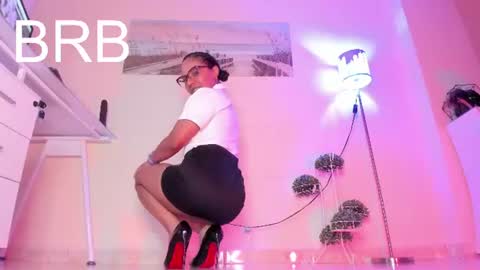 Snapshot of thais_dreams chatting on 07-06-26, 03:03 Thais online show from 07-06-26, 03:03