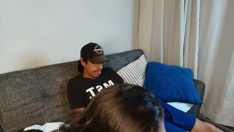 T H A I S  online show from 04-18-26, 12:25