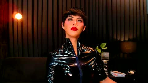 Snapshot of thalia_saint chatting on 01-31-25, 11:03 Thalia Saint online show from 01-31-25, 11:03