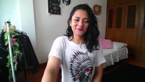 Snapshot of thaliacooper chatting on 03-06-25, 05:54 online show from 03-06-25, 05:54