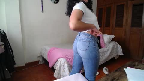 Snapshot of thaliacooper chatting on 09-08-25, 06:07 online show from 09-08-25, 06:07