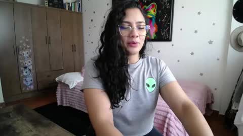    online show from 05-26-26, 04:47