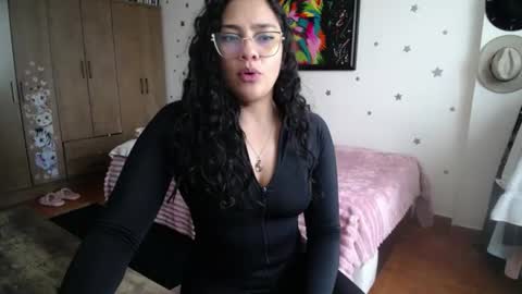    online show from 06-12-26, 04:39
