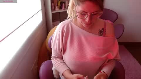   online show from 02-05-25, 06:37