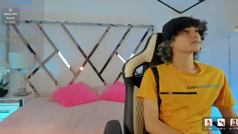 Snapshot of thanier_18 chatting on 06-18-26, 06:56 thanier_18 online show from 06-18-26, 06:56