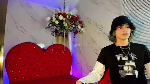 Snapshot of thanier_18 chatting on 06-24-26, 07:13 thanier_18 online show from 06-24-26, 07:13