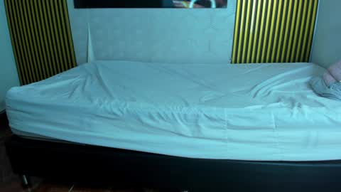 Snapshot of that_temptation chatting on 12-28-24, 10:02 that_temptation online show from 12-28-24, 10:02