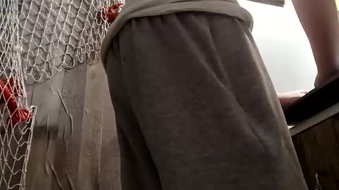 Snapshot of thatb1 chatting on 02-25-25, 07:09 thatb1 online show from 02-25-25, 07:09