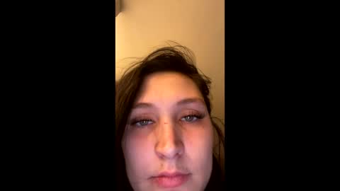 thatbaby070200000 online show from 01-02-25, 02:00