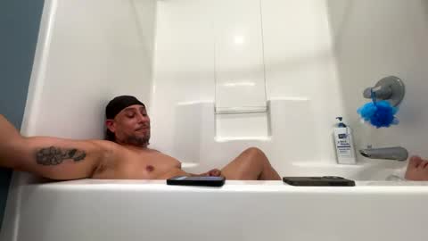 LoveHateLust online show from 09-30-25, 10:59