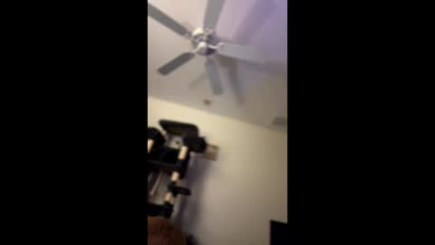 Snapshot of thatdude1o chatting on 12-04-25, 10:02 thatdude1o online show from 12-04-25, 10:02