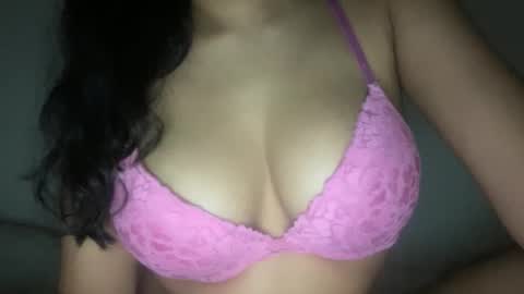 Melanie online show from 05-13-26, 04:32