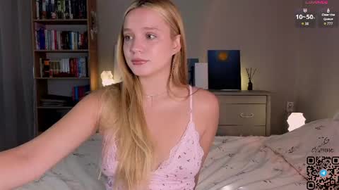 Alice online show from 07-12-26, 02:41
