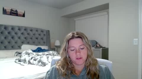 thatprettyblondegirl online show from 12-24-24, 02:32