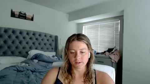 thatprettyblondegirl online show from 02-24-25, 08:25