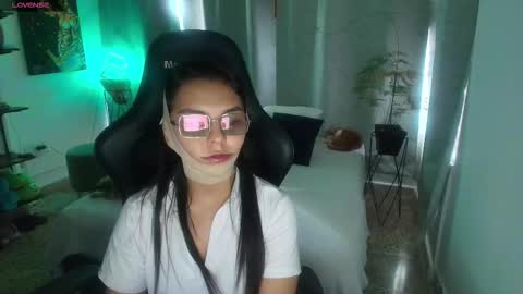Snapshot of thays_mawakye01 chatting on 03-01-26, 04:53 Paola online show from 03-01-26, 04:53
