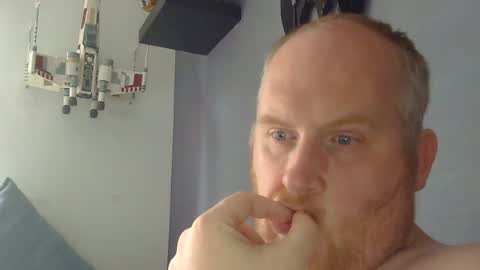 Snapshot of the007146368 chatting on 07-17-26, 12:12 the007146368 online show from 07-17-26, 12:12