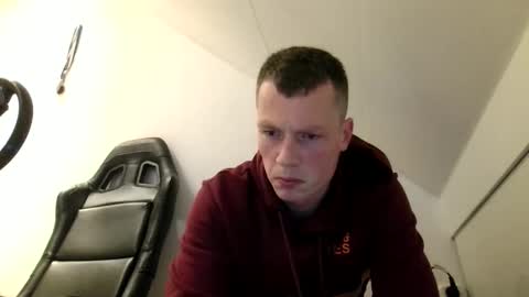 Snapshot of the___rocky200 chatting on 12-16-25, 08:58 Dennis online show from 12-16-25, 08:58