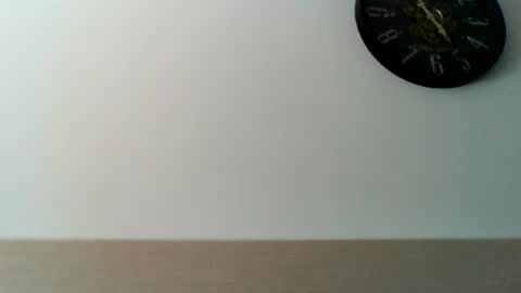 Snapshot of the___rocky200 chatting on 05-02-26, 02:55 Dennis online show from 05-02-26, 02:55