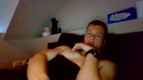 Snapshot of the___rocky200 chatting on 05-18-26, 05:02 Dennis online show from 05-18-26, 05:02