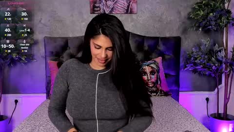 Snapshot of the_arabian_princess chatting on 02-22-25, 04:29 Aisha online show from 02-22-25, 04:29