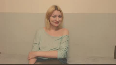 Eva online show from 04-24-26, 10:23