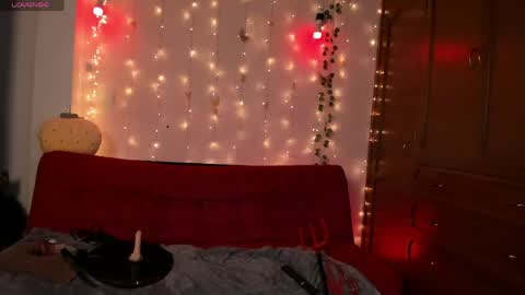 Snapshot of the_crazy_latina chatting on 05-15-26, 11:34 Giovanna online show from 05-15-26, 11:34