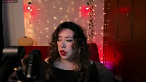 Snapshot of the_crazy_latina chatting on 05-28-26, 11:57 Giovanna online show from 05-28-26, 11:57