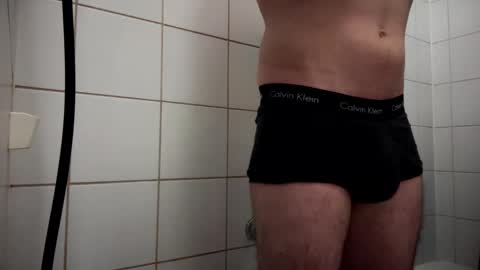 Snapshot of the_delicious_19 chatting on 12-06-24, 06:39 the_delicious_19 online show from 12-06-24, 06:39