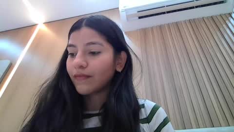 IM EMELY online show from 05-04-26, 01:51