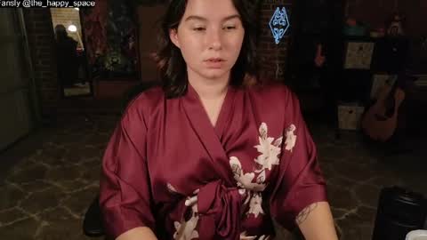 MATERNITY LEAVE  online show from 08-10-26, 12:15