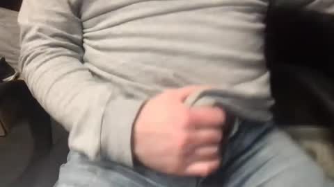 Snapshot of the_johnny_bravo chatting on 02-19-25, 09:14 BarryMcCockiner online show from 02-19-25, 09:14