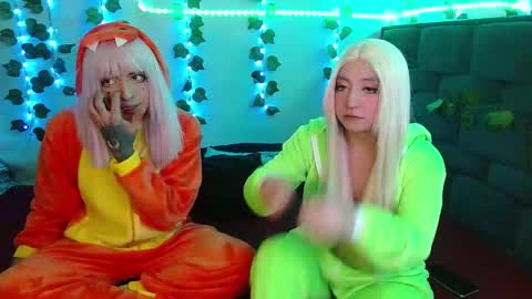 Snapshot of the_lesbian_game chatting on 02-04-25, 03:00 the_lesbian_game online show from 02-04-25, 03:00