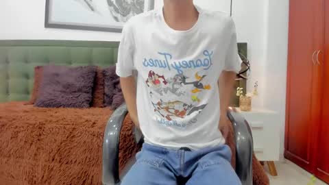   T H E    M A R K   K I N G online show from 01-08-26, 05:15