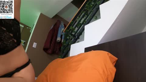 Anna online show from 09-12-25, 01:28