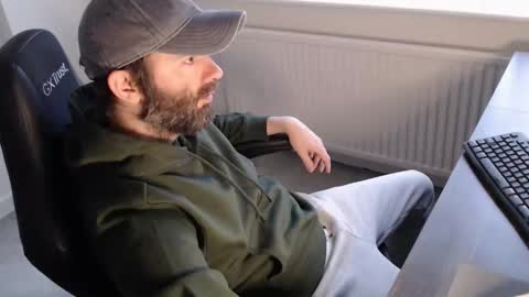 Snapshot of the_sensual_masturwait chatting on 01-06-26, 08:29 the_sensual_masturwait online show from 01-06-26, 08:29