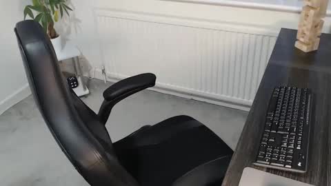 Snapshot of the_sensual_masturwait chatting on 01-08-26, 08:05 the_sensual_masturwait online show from 01-08-26, 08:05