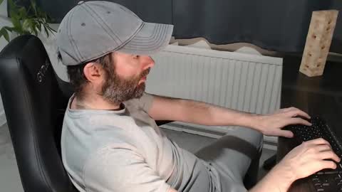 Snapshot of the_sensual_masturwait chatting on 01-12-26, 08:36 the_sensual_masturwait online show from 01-12-26, 08:36