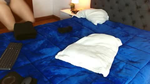 Snapshot of thea_aphros chatting on 11-29-25, 03:53 Diosa Afrodita online show from 11-29-25, 03:53