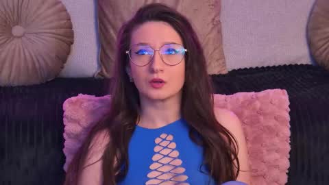 Snapshot of theamalekoo chatting on 01-06-26, 07:56 theamalekoo online show from 01-06-26, 07:56