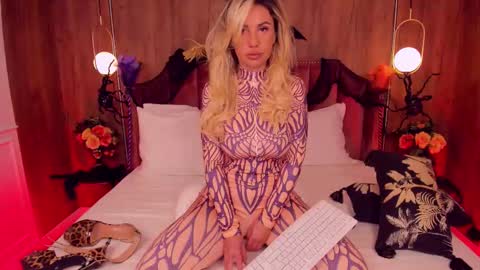 BaeWatch online show from 11-01-25, 04:36