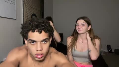 Snapshot of thebaileybrooks chatting on 09-23-25, 01:52 thebaileybrooks online show from 09-23-25, 01:52