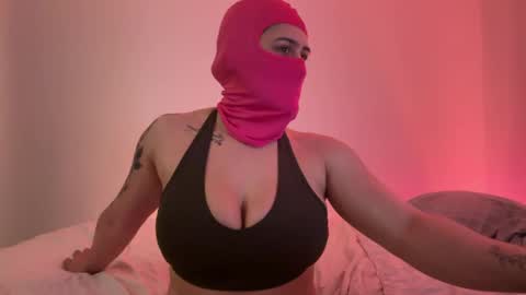 Snapshot of thebellarosa chatting on 04-29-26, 03:10 Bella Rosa online show from 04-29-26, 03:10