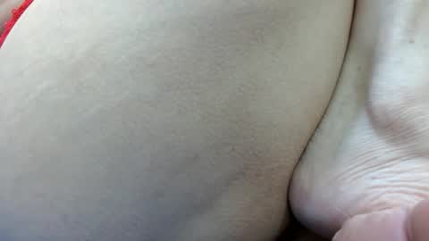 Snapshot of thebestpussyhairy chatting on 01-21-25, 09:24 Karla online show from 01-21-25, 09:24