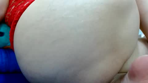 Snapshot of thebestpussyhairy chatting on 03-01-25, 01:40 Karla online show from 03-01-25, 01:40