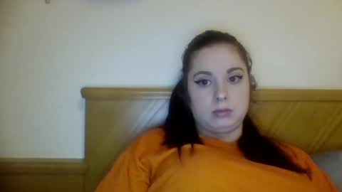 raissa online show from 12-06-24, 01:22