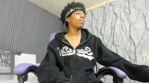 Snapshot of theblackflavor chatting on 05-12-26, 02:08 Flavor online show from 05-12-26, 02:08