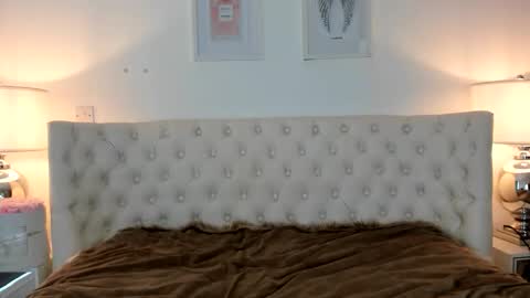 Snapshot of theblondenextdoor97 chatting on 09-13-25, 01:33 Jessica online show from 09-13-25, 01:33